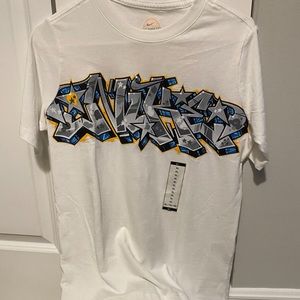 *Unisex* New Nike t-shirt and sneakers